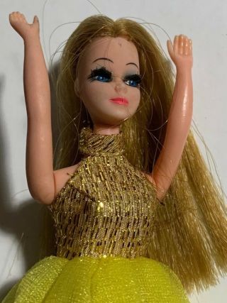 Vintage Topper Dawn Doll Wearing Gold Glow Swirl Dress - H11a,