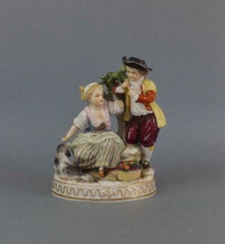 Antique Porcelain German Volkstedt Dresden Figurine Of Young Couple