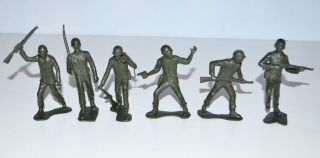 Rare Vintage 1950s Marx 4 - Inch Army Soldier Plastic Playset Figures