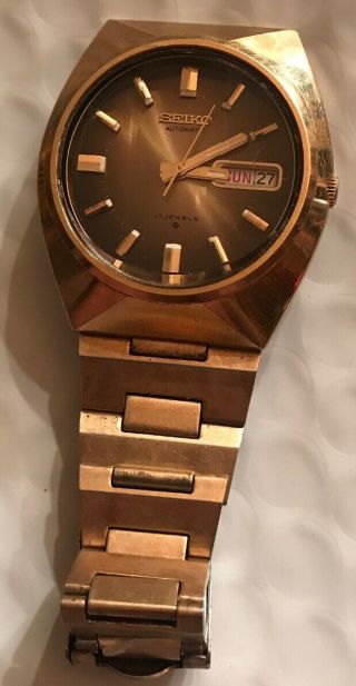 Seiko Automatic 17 Jewel Gold Tone Day Date Vintage Gold Tone Mens Watch Runs