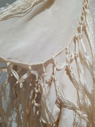 ANTIQUE VINTAGE EMBROIDERED SILK PIANO SHAWL KNOTTED FRINGE ivory delicate 3