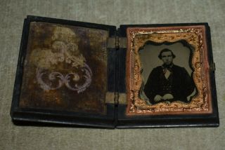 Early Daguerreotype Of Young Man - Rare Clothing Outfit - Framed In Case