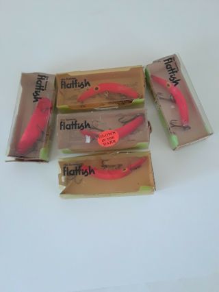 Vintage 5 Helin Tackle Co.  (u20) The Famous Flatfish Lure