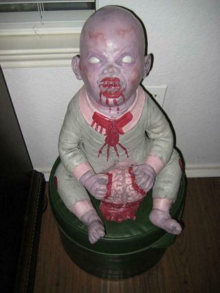 Rare HTF 2011 Gemmy Brain Eatta Zombie Baby Spirit Halloween Rubber Prop GUC 2