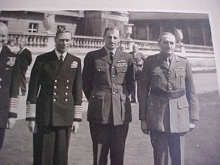 Rare Signed Orig WW2 Real Photo King George VI / Admiral Cunningham Etc 1945 3