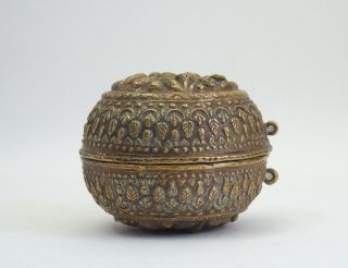 Fine Antique Chinese / Tibetan / Indian Gilt Bronze Box And Cover