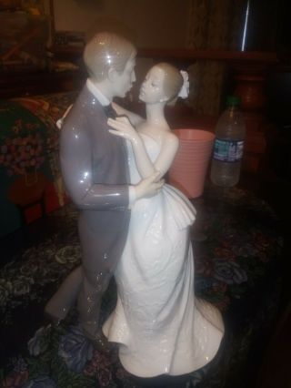 Lladro Wedding Couple 12 Inches Tall,  Limited Edition Rare 09510