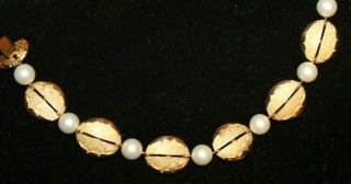 Stunning Crown Trifari Signed Faux Pearl And Gold Tone Bracelet - Rare Style