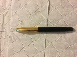 Sheaffer Legacy Black And Golden Cap 18k Gold Nib Rare Pen