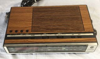 Vintage GE General Electric 7 - 4636D AM/FM Radio Dual Alarm Clock Wood Grain 3