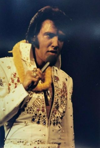 Elvis Presley Rare In Concert Photo By R.  Leech In Honolulu Hi 1/14/1973
