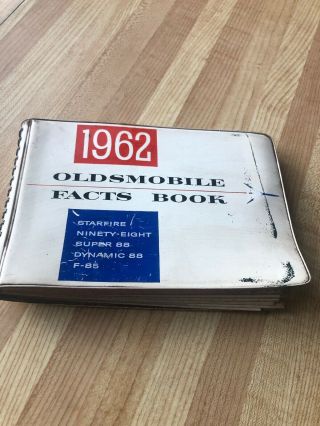 1962 Oldsmobile Facts Book Rare