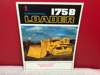 Rare 1960s International Harvester 7 Page Pay Loader Tractor Dealer Brochure