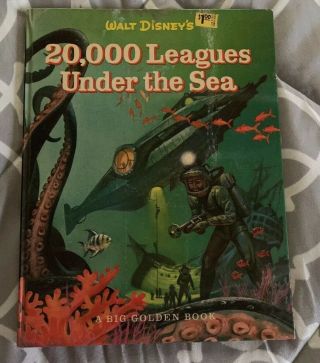 Rare Vintage 1954 Walt Disney’s 20,  000 Leagues Under The Sea A Big Golden Book