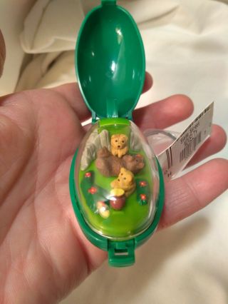 Vintage 1993 Rare Takara Pocket Critters Honey Bears Wind Up Keychain Grn