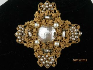 Rare Vintage Signed Miriam Haskell Baroque Pearls Gold Tone Brooch