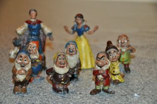 Very Rare And Quite Old Lead Set Of Snow White And The Seven Dwarfs With The Pri