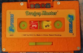 EUC Dragon Master Milton Bradley RARE Flipsiders Cassette Travel Game 1987 3
