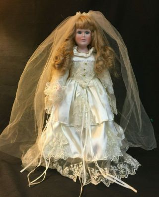 Vintage 16 " Porcelain Doll Off White Wedding Bride Dress On Stand
