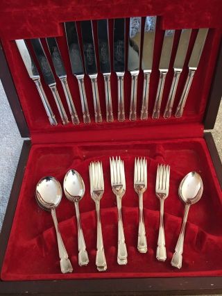 36 Piece Bead Silver Plated Canteen Of Cutlery.  
