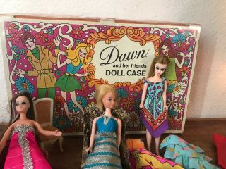VTG 1970 Topper Toys Dawn and Her Friends Doll Case,  Dolls,  Clothes,  Shoes,  etc 2