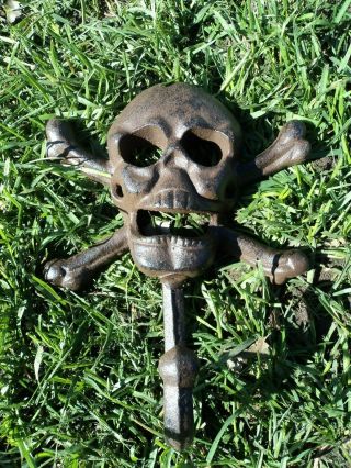Vintage Rustic Heavy Cast Iron Rare Skull Hook Nautical Pirate Ocean Decor
