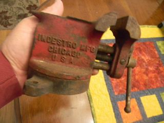 Rare Vintage Indestro Swivel Base Bench Vise W Anvil Well Chicago U.  S.  A.