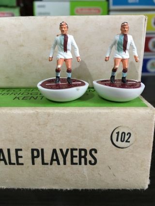 Subbuteo Hw Team - Crystal Palace Ref 102.  Lovely Team.  Great Deal Rare