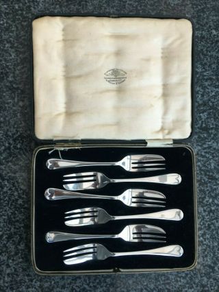Cake Forks - Silver Plated - Vintage - Boxed - Goldsmiths & Silversmiths Co.  Ltd