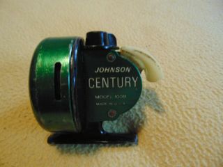 Johnson Century 100B Spin Casting Fishing Reel 3