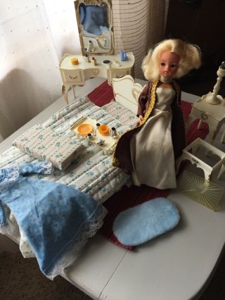 Vintage Dutch Sindy Doll Bedroom Furniture Clothes Tableware