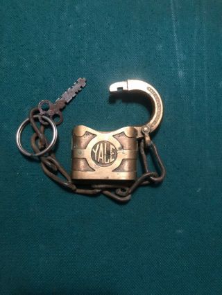 Rare Antique Yale & Towne Mfg.  Brass Padlock Lock W/ Key