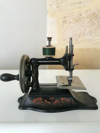 Fabulous Antique Toy Sewing Machine Muller Model No 16 1920s Very Rare