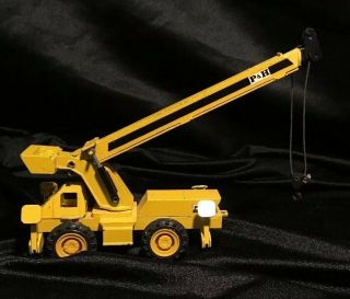 Rare Die Cast P&h Crane With Outriggers Made In West Germany