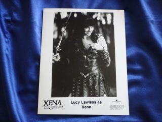 Ultra Rare Xena (lucy Lawless) Playing Callisto Press Kit 8x10 Promo Photo