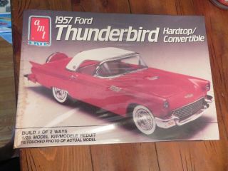 Amt 1957 Ford Thunderbird