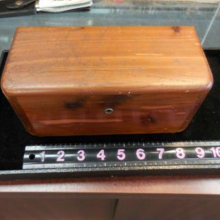 Vintage Lane Cedar Chest/box With Key With Feet 9 X 4 X 3.  75 "