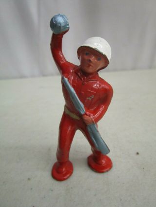 Vintage Barclay/manoil Pod Foot Lead Soldier Bomb Thrower (rare Red Color)