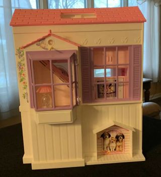 1996 Vintage Barbie Doll House - Folding Pretty Pink House - 16961 Vintage Vgc
