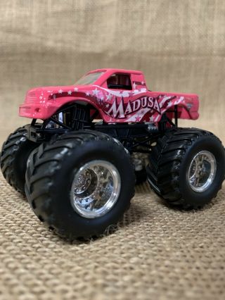 Monster Jam Truck " Madusa " 1/64 Scale (hott Pink) (rare) (vhtf)