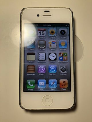 Apple iPhone 4 - 32GB - White (Verizon) A1349 (CDMA) RARE iOS 5.  1.  1 (35) 2