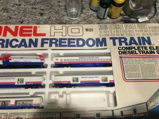 Lionel 75 - 2587 Ho American Freedom Train Set.  Rare 1975 -