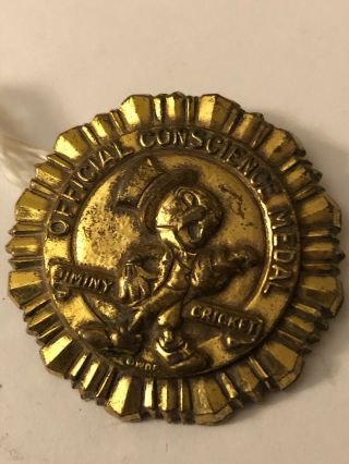 Disney 1940 Jiminy Cricket Good Conscience Medal Pin Badge - Rare - Pinnochio