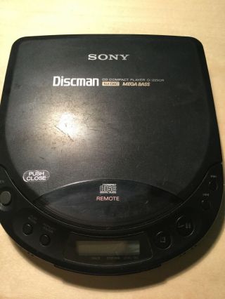 Sony D - 225cr Discman Mega Bass Cd Player (vintage,  Rare Model)
