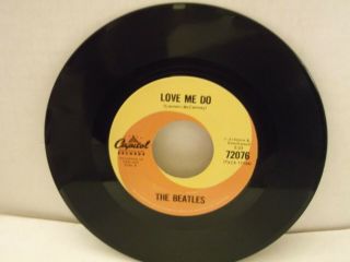 The Beatles,  Cap.  72076,  " Love Me Do ",  Canada,  7 " 45,  Swirl Labels,  Rare,  -