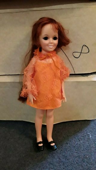 VINTAGE CHRISSY DOLL AND CLOTHES 2
