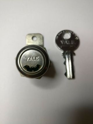 Rare Yale Slot Machine Lock With Key