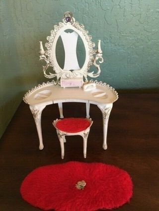Vintage Barbie Susy Goose Furniture Vanity With Mirror,  Bench,  Rug For Skipper