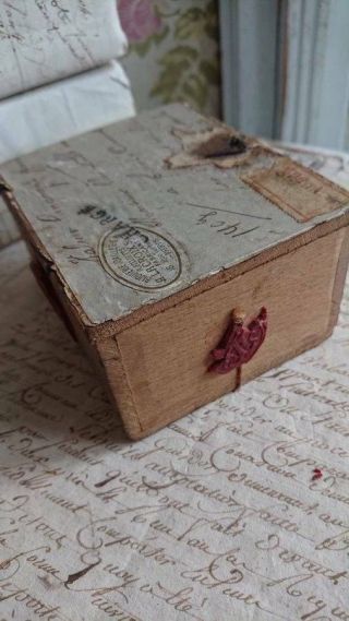 Gorgeous Antique French Jewellers Bijouterie Postage Box With Wax Seals C1890
