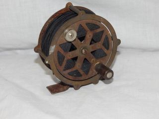 Vintage Unmarked Fly Reel With Line